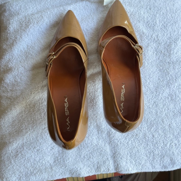 Via Spiga Tan High Heel - Picture 5 of 7